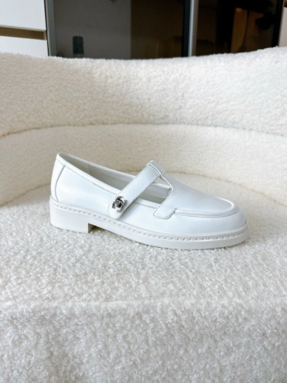 Chanel 2025 SS Loafers Classic Elegant Design - KFY00320