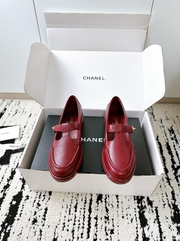 Chanel 2025 SS Loafers Classic Elegant Design - KFY00320