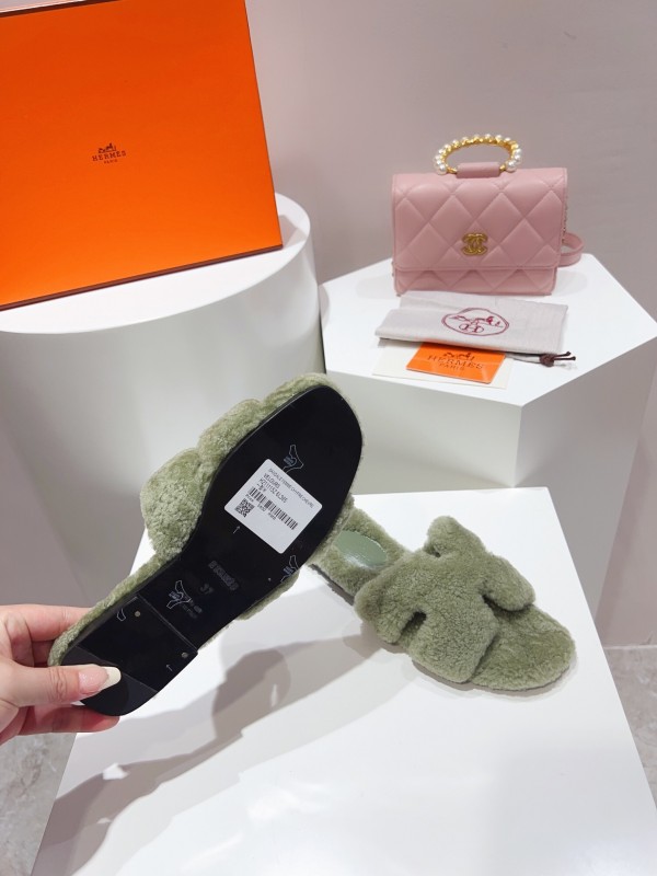 H Teddy Wool H Slippers Flat Sole Fur Slippers for Autumn Winter - LY00240