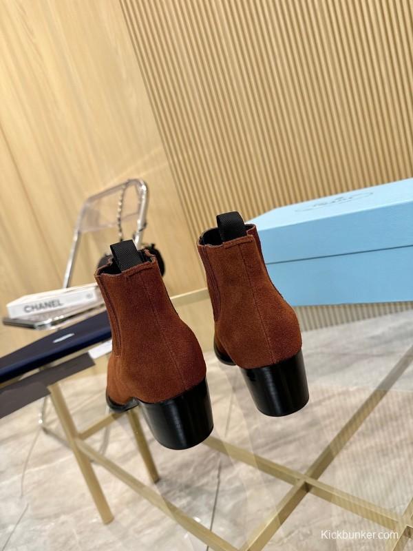 Prada Classic Pointed Toe Boots - LY00310