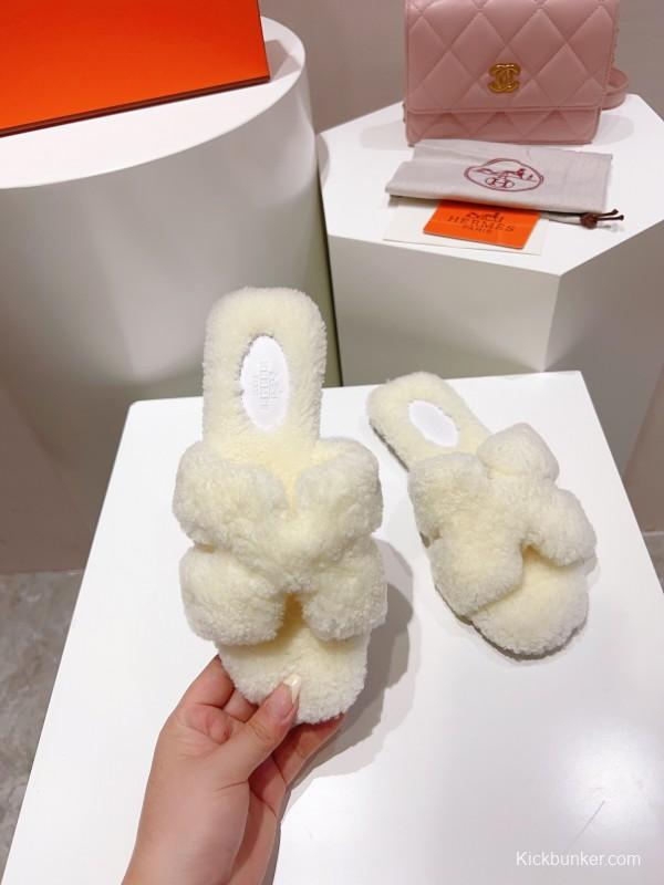 Hermes Teddy Wool H Slippers Flat Fur Slides - LY00240