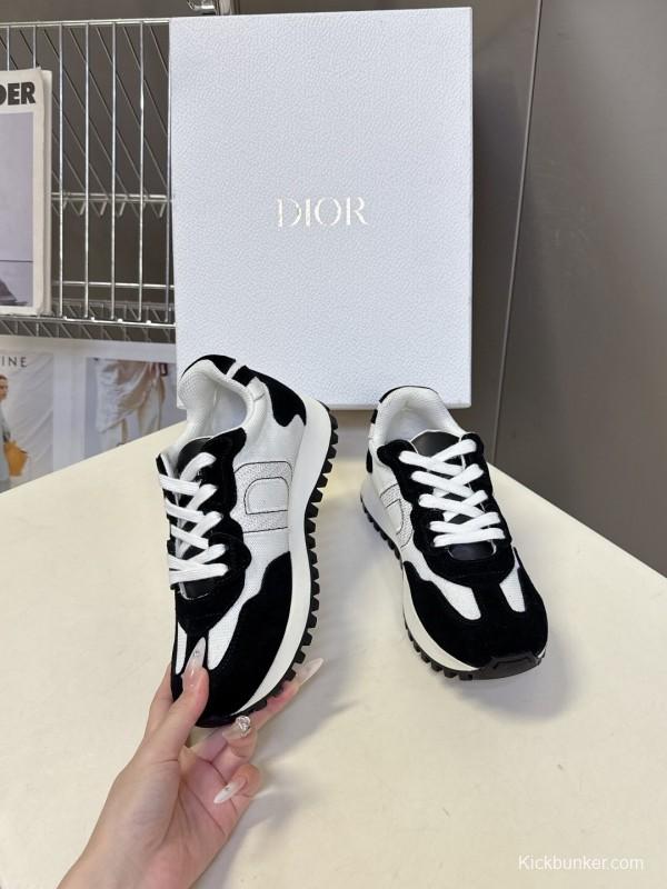Dior Spring/Summer 2025 Runway Casual Dior B22 Sneakers - KFY00320