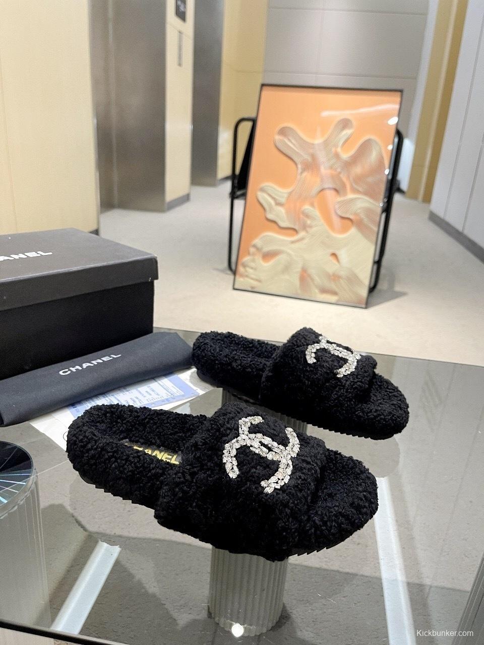 Adidas 2025/SS New Wool Slippers Soft Fine Wool - Model