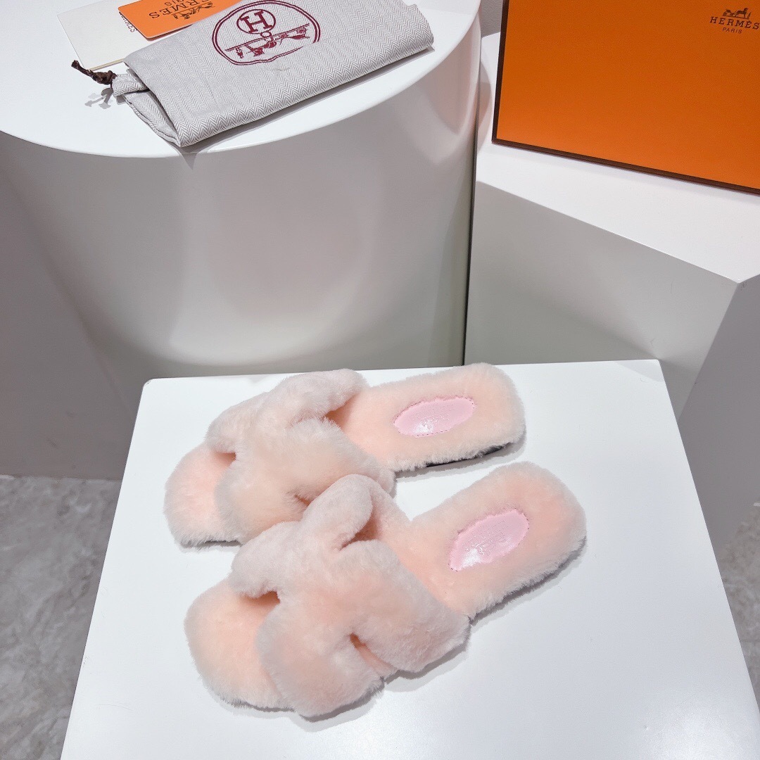 Hermès Teddy Wool H Slippers Flat Sole Fur Slides - LY00240