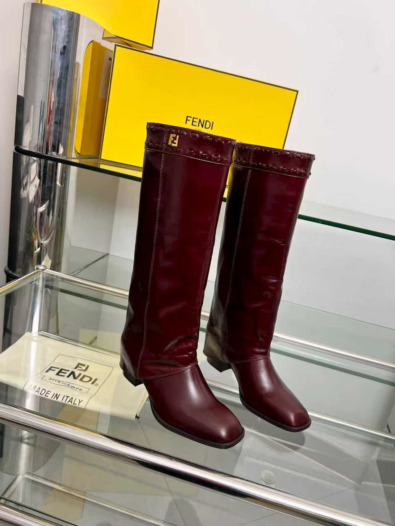 FENDI 2025 SS Wide Leg Boots with Block Heel - LY00510