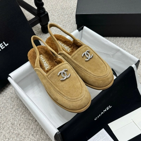 Chanel 2025/SS Teddy Fur Loafers with Double C Logo - KFY00300