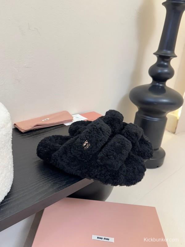 MiuMiu 2025/SS Fur Slides - KFY00310