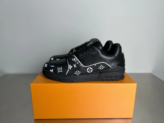 Louis Vuitton 2025 Spring Summer Replica Sneakers with Imported Calfskin and Signature Logo - YC
