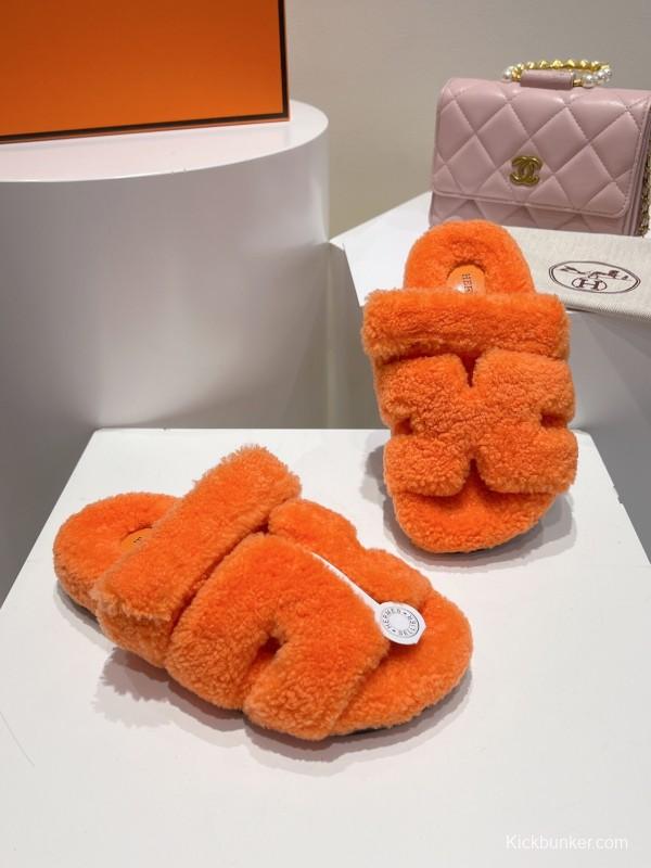 H Love Erjiu Full Wool Slippers with Wavy Fur Design - LY00270