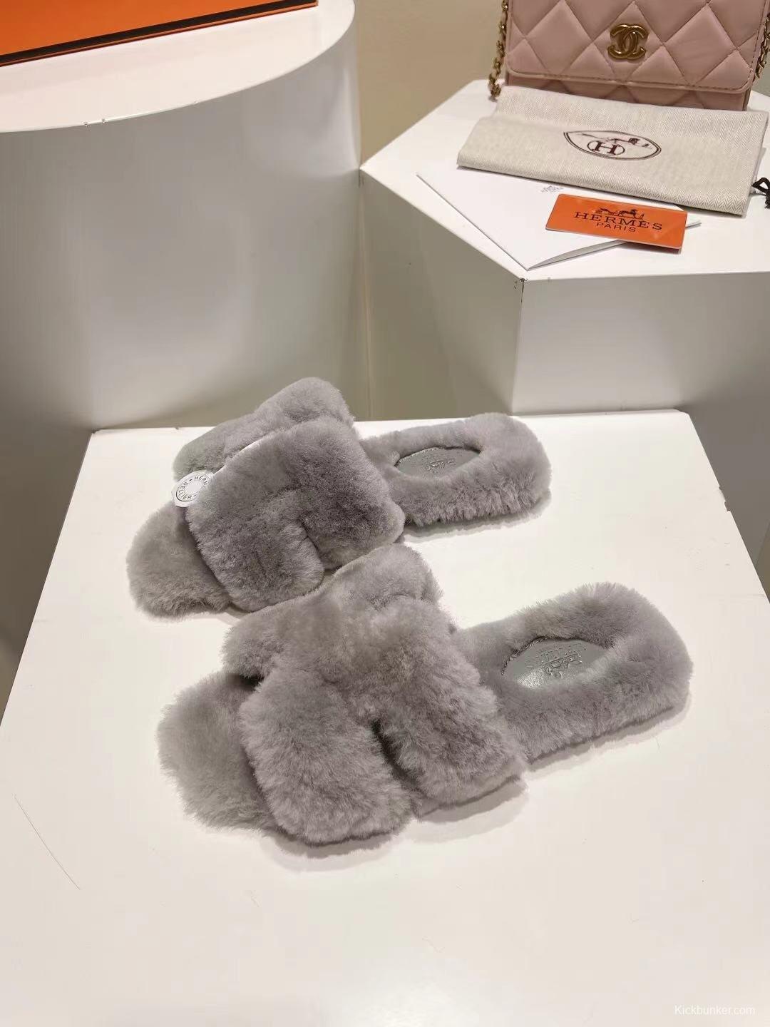 Hermès 2025/SS Autumn Winter Flat Fur Slippers - LY00240
