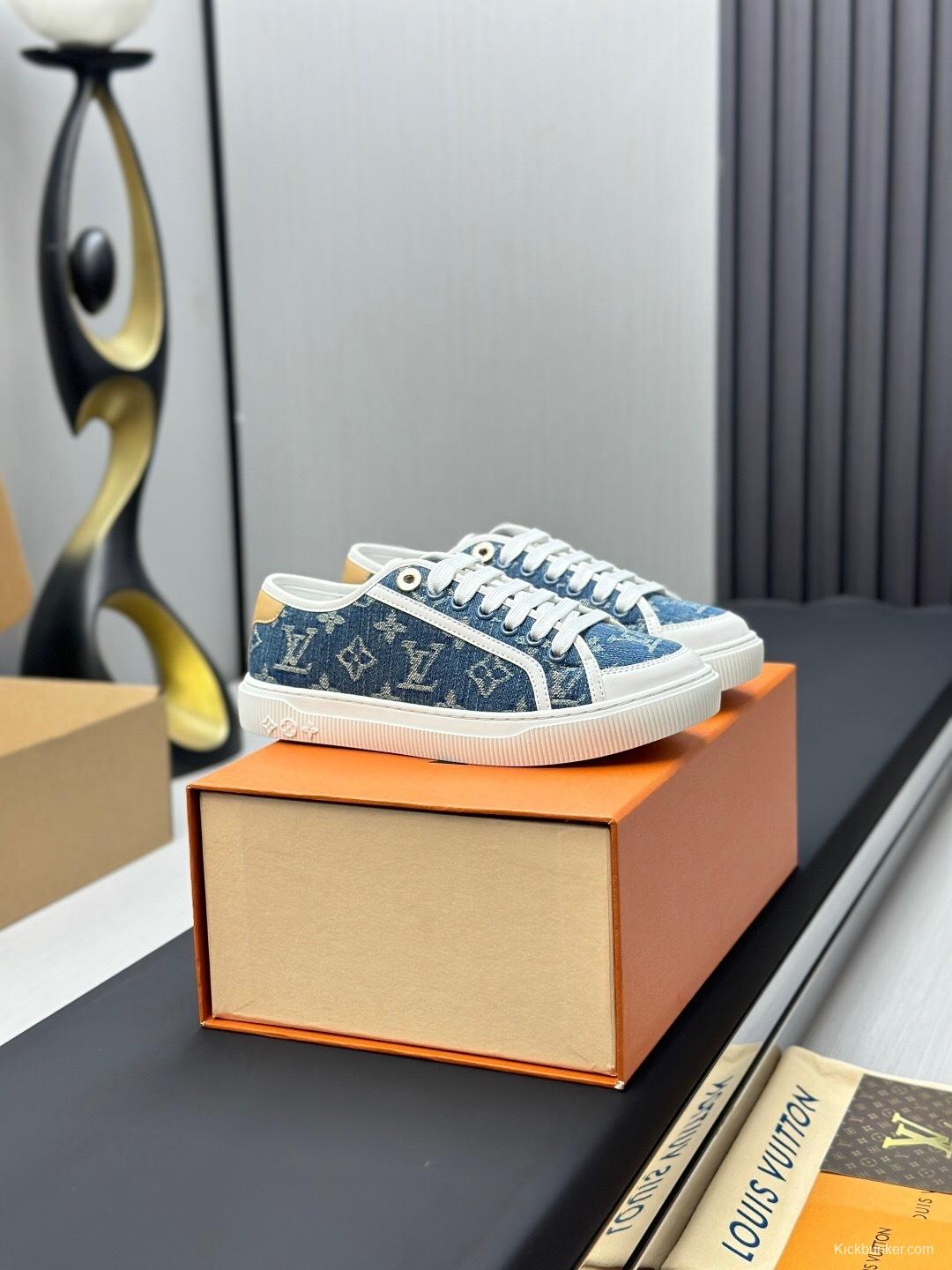 Louis Vuitton Time Out Series Animal Print Casual White Sneakers - AS00260