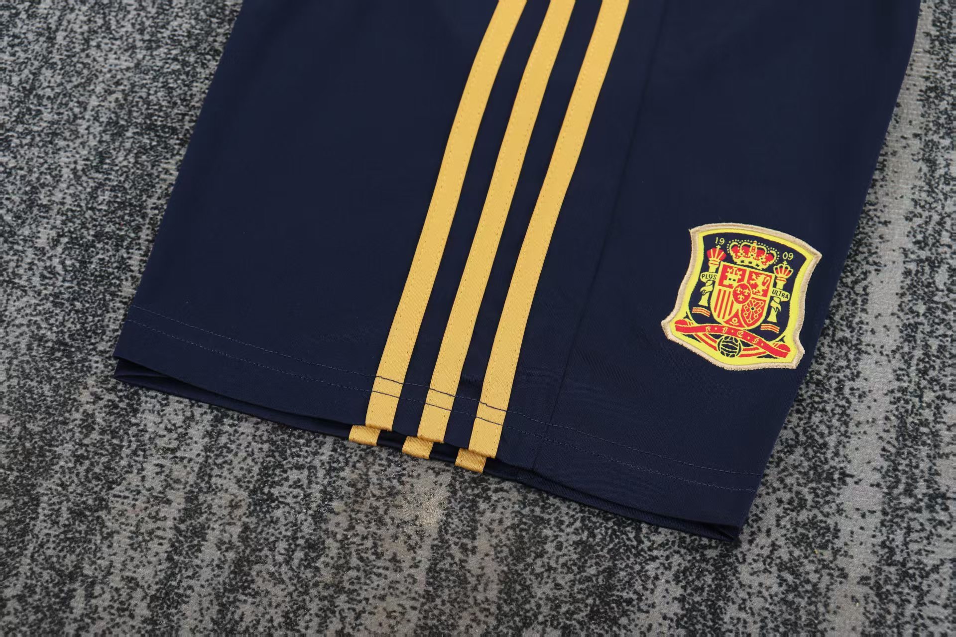 Retro 2008 Kids Spain Away Jersey