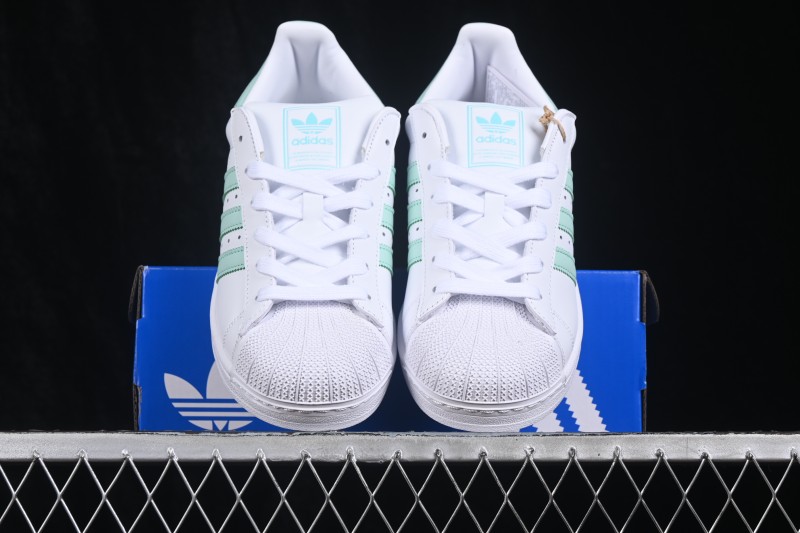 Adidas Originals Superstar II Retro Skateboarding Shoes with Shell-Toe Design - JH7060