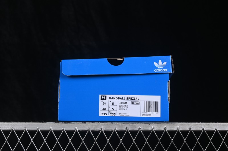 Adidas Handball Spezial Retro Skateboarding Shoes with Suede Upper and Gum Sole - IH4588