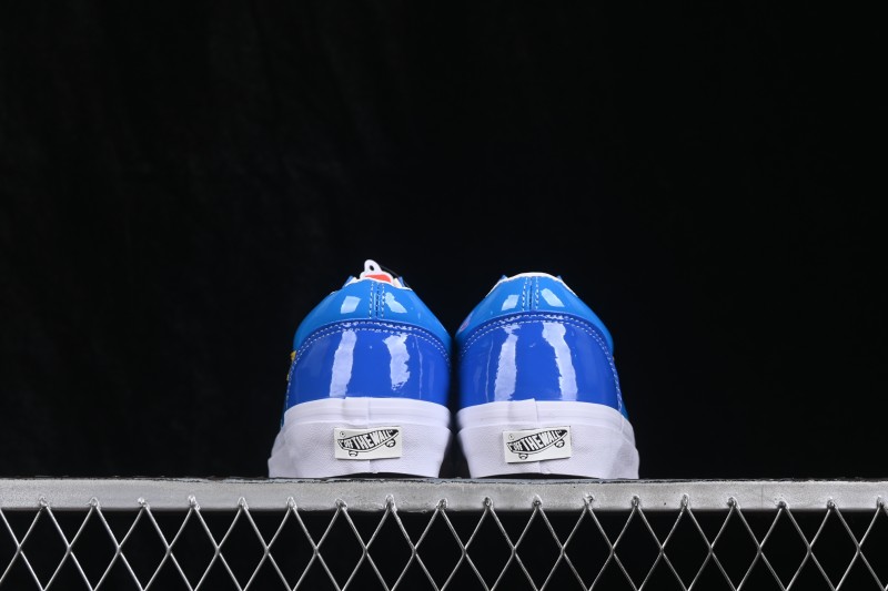 Vans Old Skool Low-Top Skateboarding Shoes with Patent Leather Finish - VN000E8VCCZ