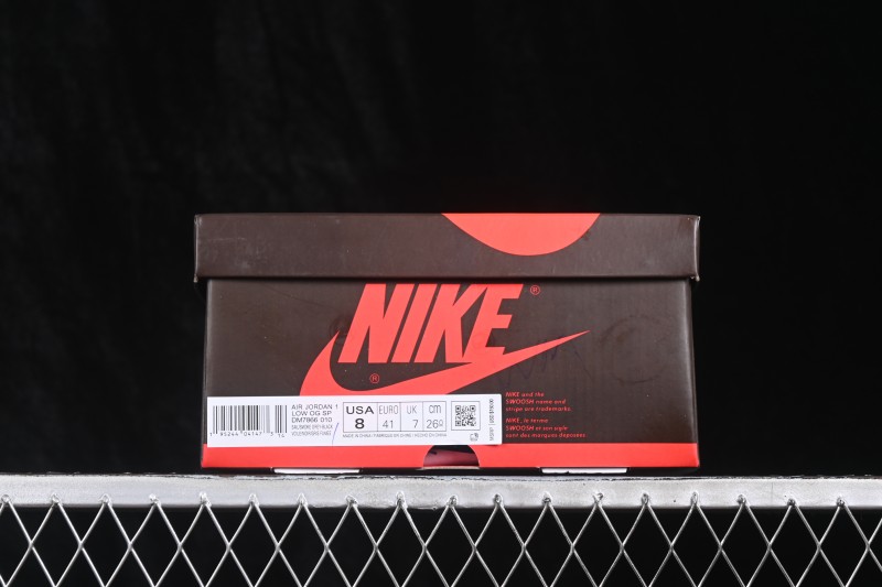 Nike Travis Scott Air Jordan 1 Low OG Retro Basketball Shoes with Reverse Swoosh Design - DM7866-010