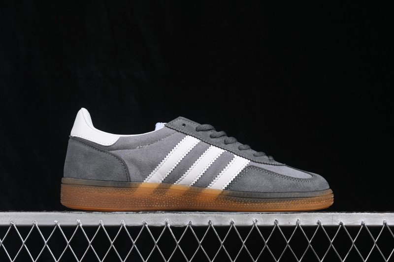 Adidas Handball Spezial Classic Retro Skateboarding Shoes with Suede Upper and Gum Rubber Sole - IH6588