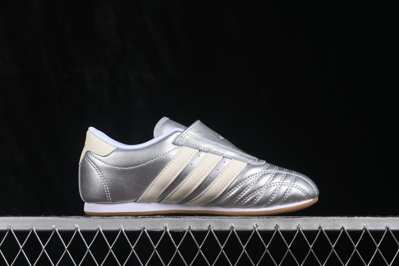 Adidas Originals Taekwondo Low-Top Training Shoes with Comfort Fit and Anti-Slip Sole - JS4023