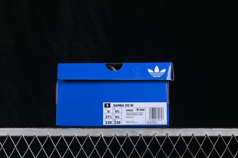Adidas Samba OG Classic Casual Sneakers with Retro Design - IH9052