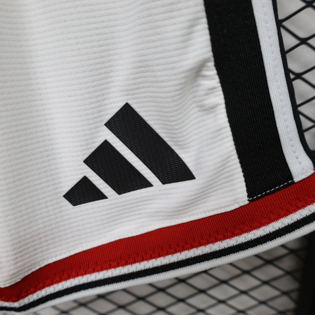 Player Version 26/27 Manchester United Home Shorts