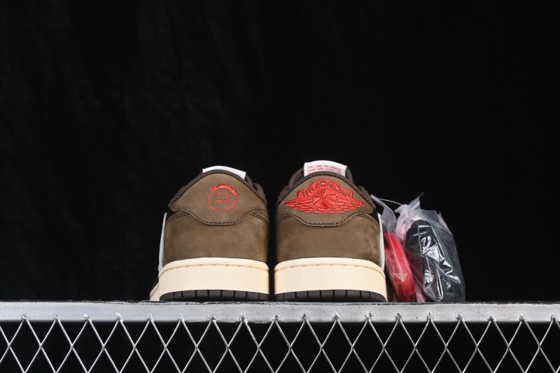 Nike Air Jordan 1 Low OG Travis Scott Reverse Swoosh Leather Sneakers - CQ4277-001
