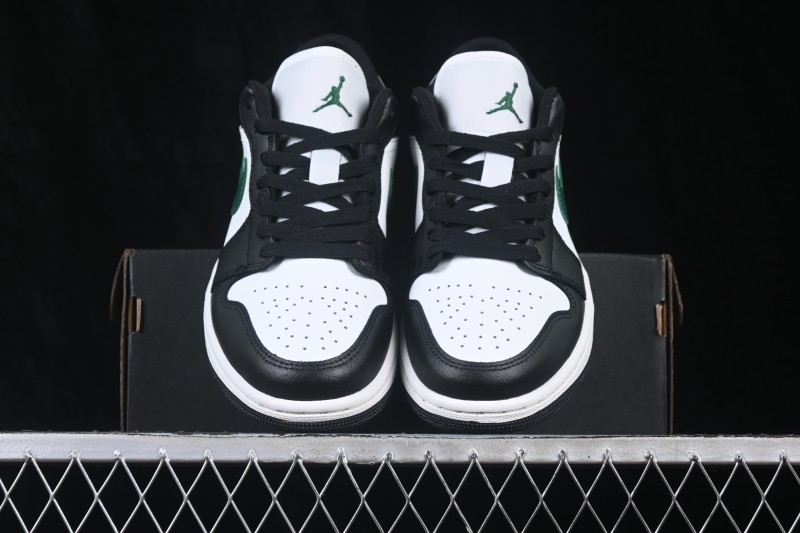 Nike Air Jordan 1 Low Retro Basketball Shoes with Classic Color Blocking - 553558-047