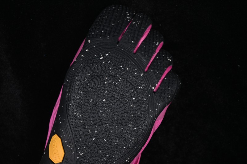 Vibram GroundSplay Barefoot Squat Training Quick-Dry Five-Finger Shoes with Support - 26W8804 Fuchsia Black