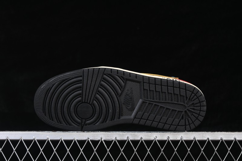 Nike Travis Scott x Air Jordan 1 Low OG Retro Sneakers with Reverse Swoosh Design - XZ6868-005