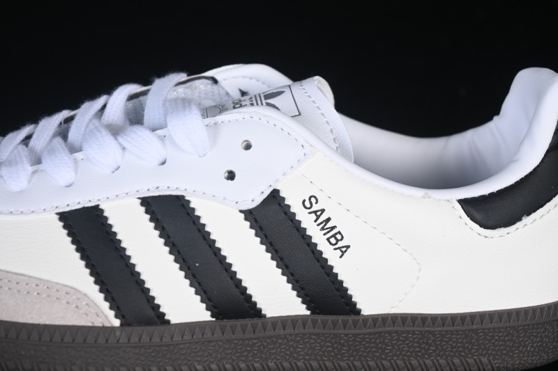 Adidas Samba OG Classic Skateboarding Shoes with Suede Upper - KJ7595