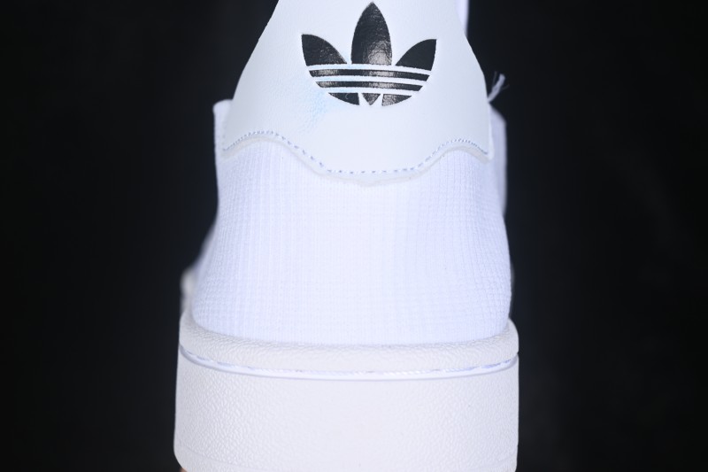 Adidas Originals Superstar Lace-Up Casual Skateboarding Shoes with Shell Toe - KH8209
