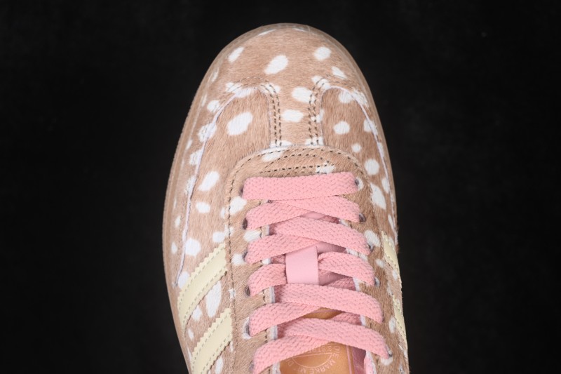 Adidas Samba OG Classic Casual Sneakers with Iconic Retro Design - KJ7447
