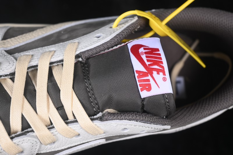 Nike Travis Scott x Air Jordan 1 Low OG Retro Sneakers with Reversed Swoosh Design - DM7866-162