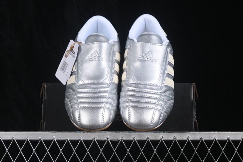 Adidas Originals Taekwondo Low-Top Training Shoes with Wraparound Fit and Non-Slip Sole - JS4023