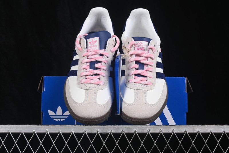 Adidas Samba OG Classic Skateboarding Shoes with Retro Suede Upper - KH5899