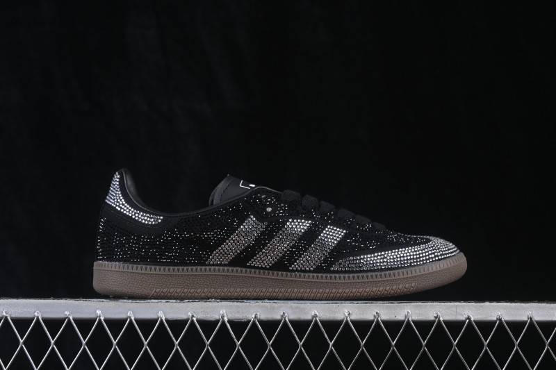 Adidas Samba OG Classic Lifestyle Sneakers with Retro Design - IH9052