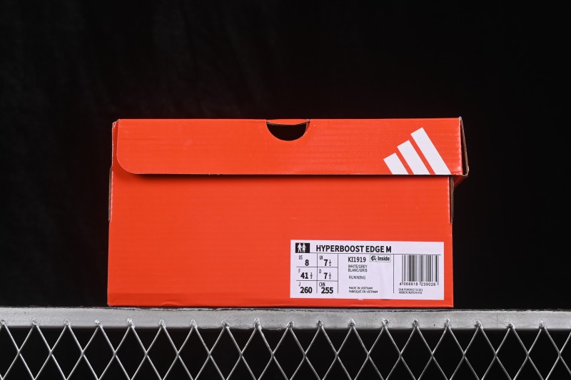 Adidas HyperBoost Edge M KI1919 Running Shoes with Breathable Boost Cushioning