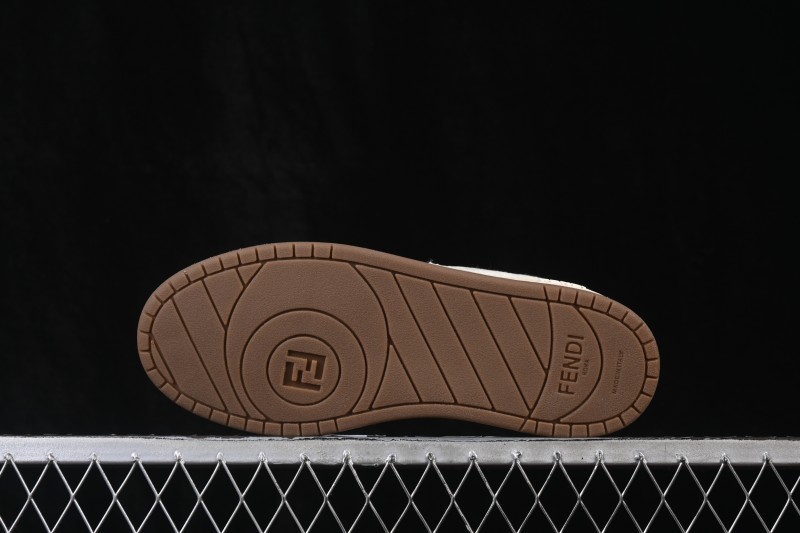 Fendi Match Round Toe Platform Low-Top Casual Sneakers - AHH2F1FHS