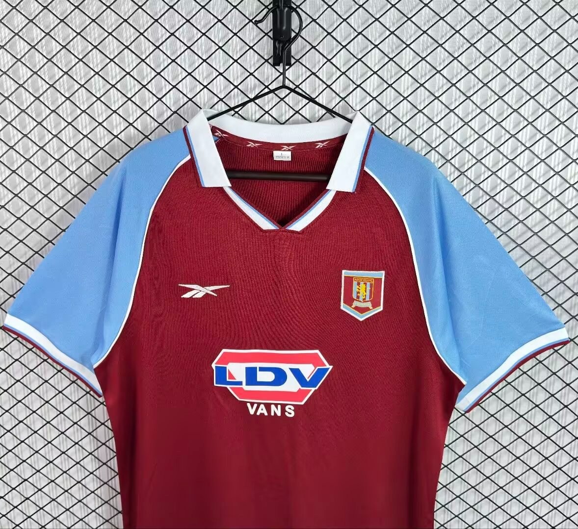 Retro 08/09 Aston Villa Claret & Sky Blue Home Jersey